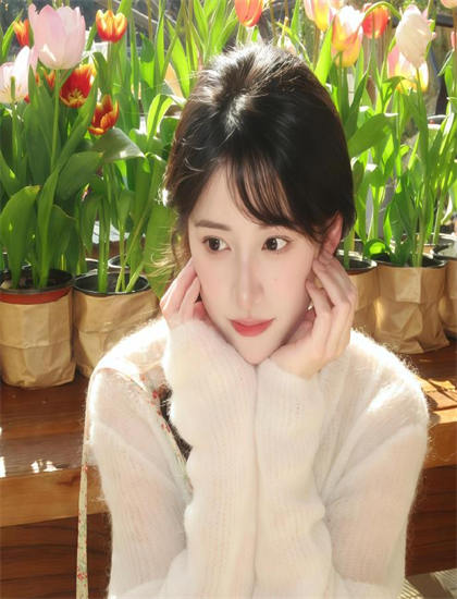 迷你剧深度解析：《漂亮女客栈2》的人物塑造与情感表达 ——深入探索迷你剧的艺术世界